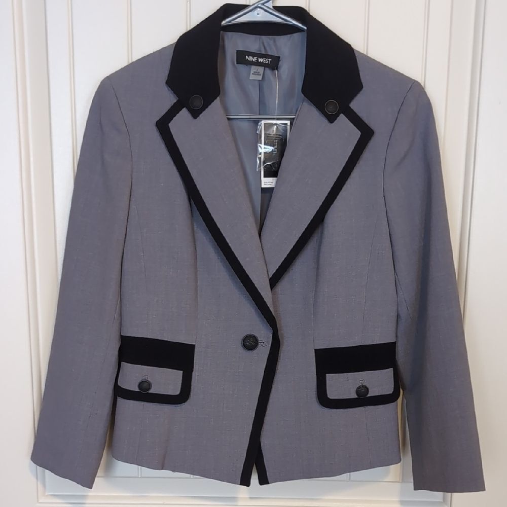 NWT Nine West Gray Blazer with Black Accents